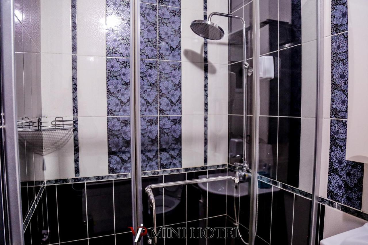 Vip Mini Hotel Semey Ngoại thất bức ảnh