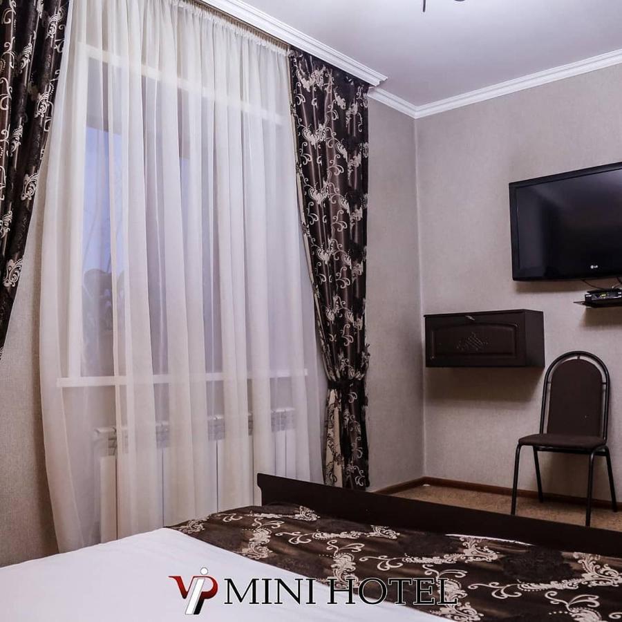 Vip Mini Hotel Semey Ngoại thất bức ảnh