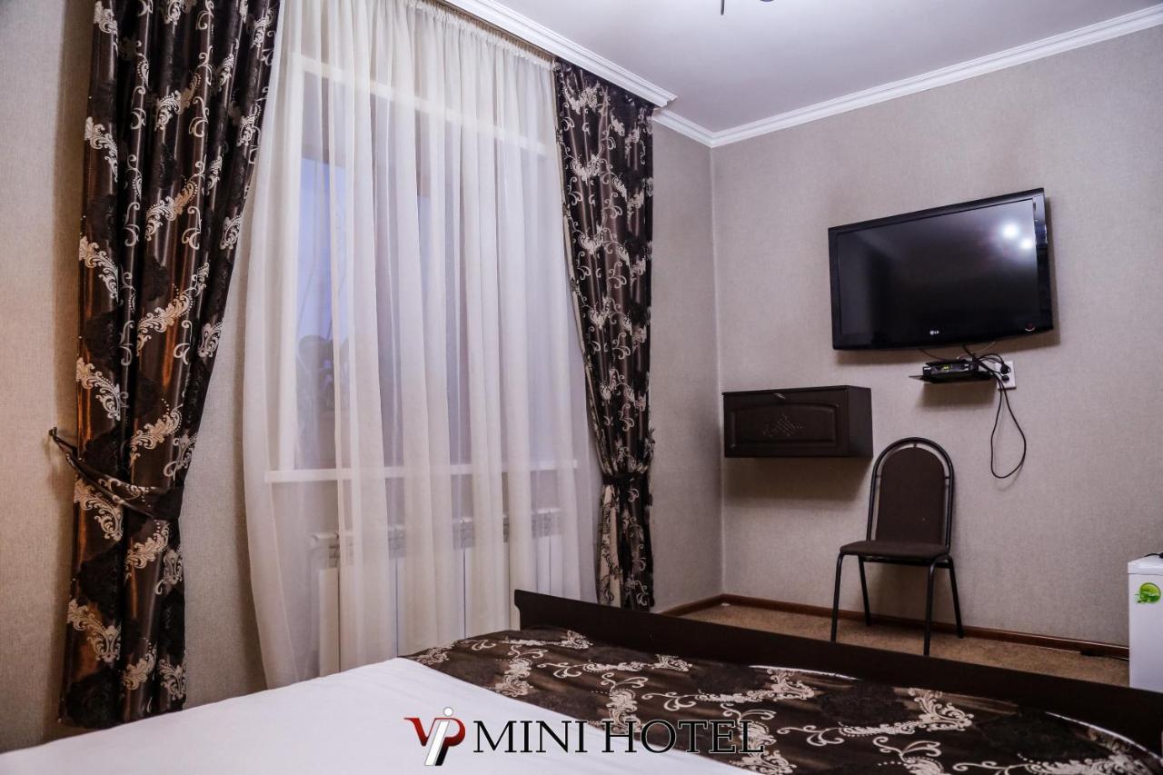 Vip Mini Hotel Semey Ngoại thất bức ảnh