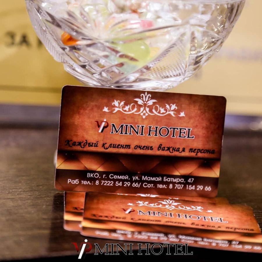 Vip Mini Hotel Semey Ngoại thất bức ảnh