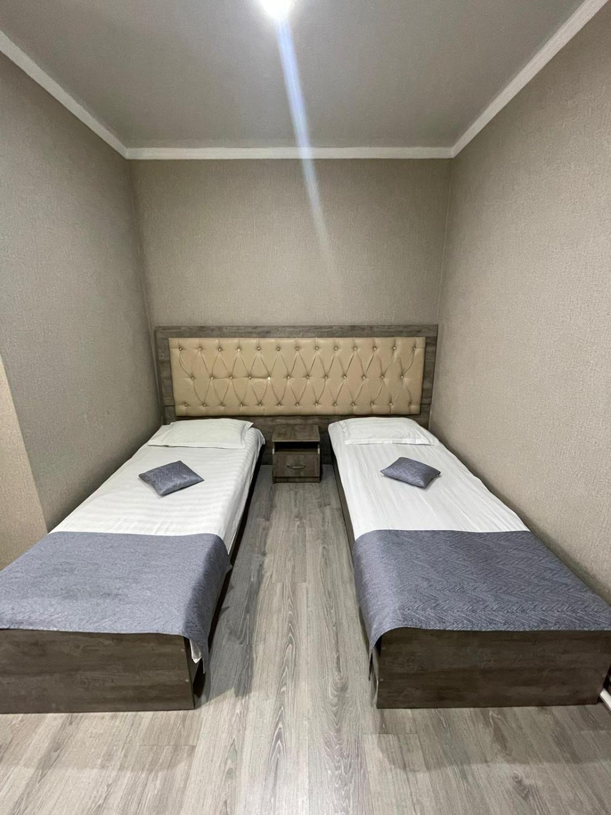 Vip Mini Hotel Semey Ngoại thất bức ảnh