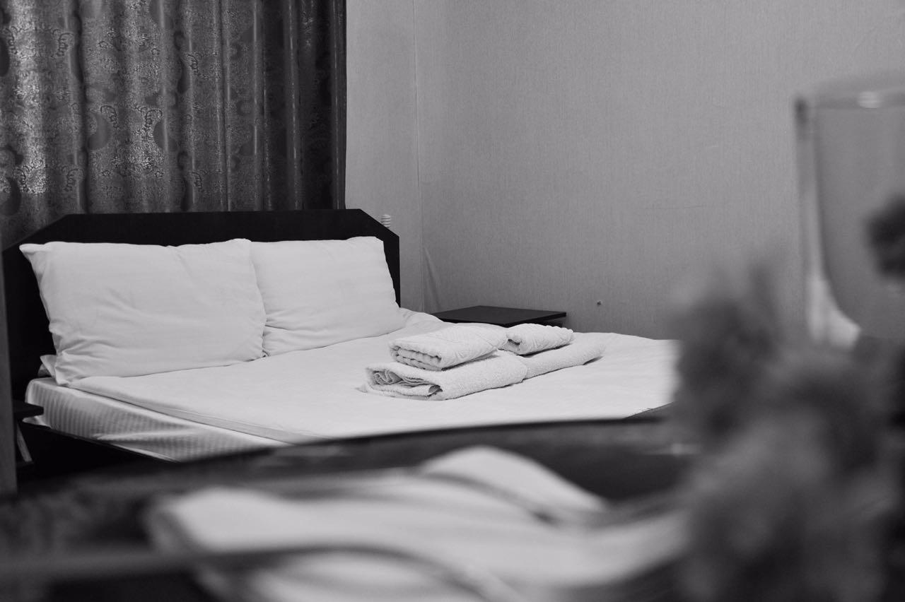 Vip Mini Hotel Semey Ngoại thất bức ảnh