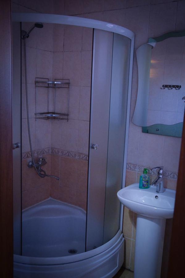 Vip Mini Hotel Semey Ngoại thất bức ảnh