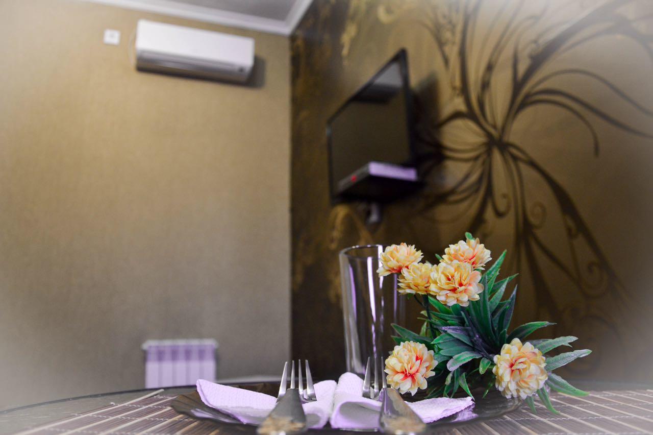 Vip Mini Hotel Semey Ngoại thất bức ảnh